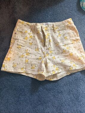 Judy Blue Cream Floral High-Rise Jean Shorts with Yellow Print
